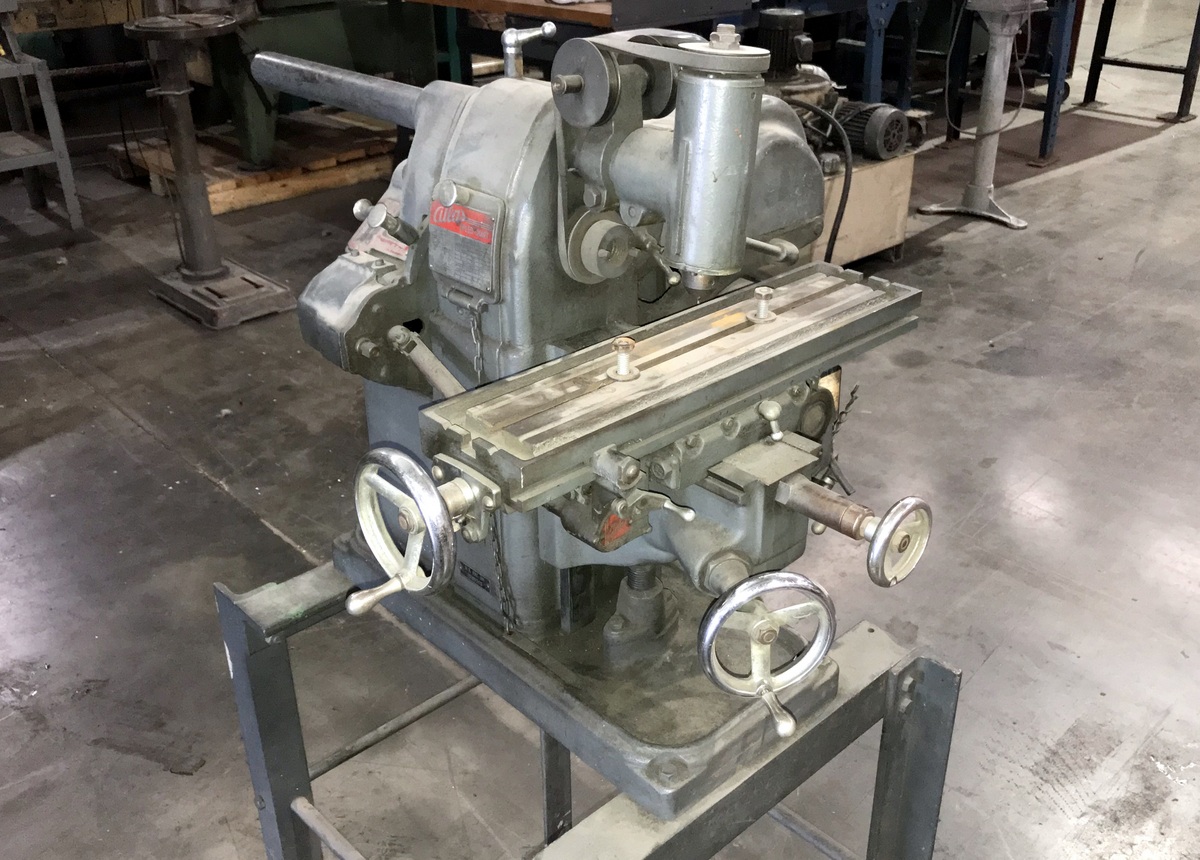Atlas Press Co. Mdl. MFC Milling Machine, 4" Throat, 18" x 41/2" TSlot Table, Spindle Speed 450