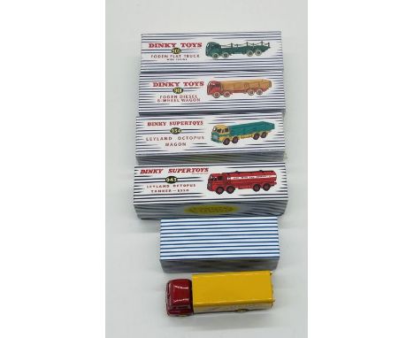 A collection of five boxed modern Dinky Toys/Supertoys die-cast vehicles including Leyland Octopus Wagon (934), Foden Flat Tr