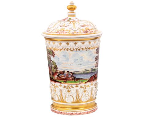 Jagd-Deckelbecher Meissen 1723 Walzenförmig, sich nach unten verjüngend. Unterhalb und Deckel umlaufend mit Akanthusfries sow