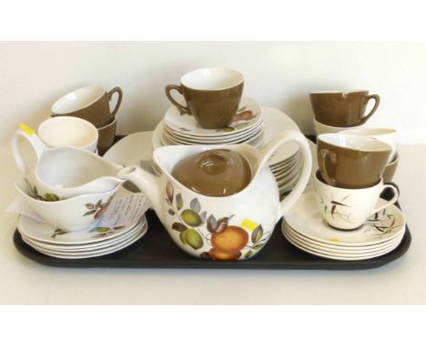 29 pcs midwinter Stylecraft teaware and 5 Royal Doulton 'bamboo' cups and saucers No condition reports for this sale