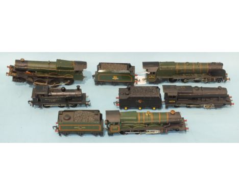 Hornby Dublo, two unboxed locomotives with tenders: EDL 12 Duchess Class 4-6-2 "Duchess of Montrose", BR green no.46232 and C