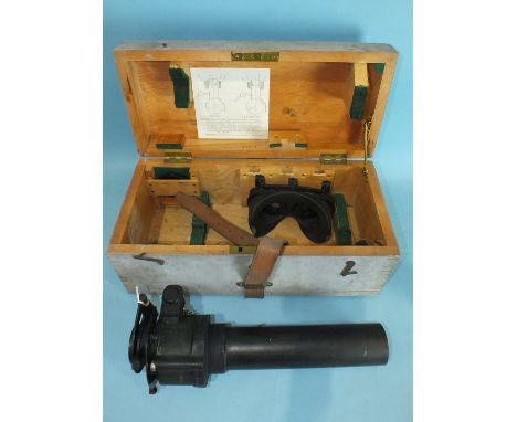 A gun sight telescope no. 1983, Patent G376, in fitted case.