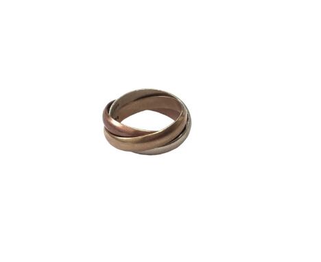 9ct three colour gold 'Russian' wedding ring (London 1977), size N½- OWeight 8.3 grams