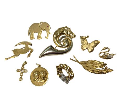 Group of 18ct gold jewellery to include a novelty brooch in the form of an elephant set with diamonds and a ruby, similar gaz