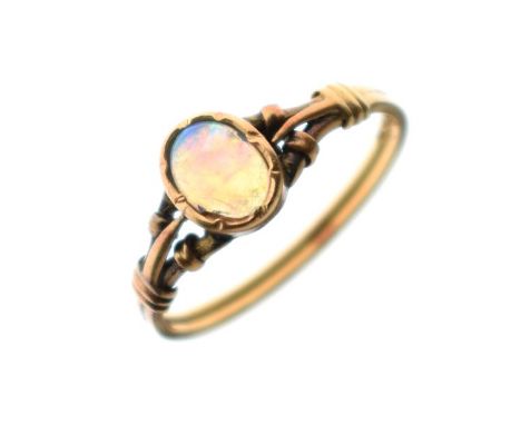 Late 19th/early 20th Century 18ct gold opal set dress ring, size O½   Condition: 