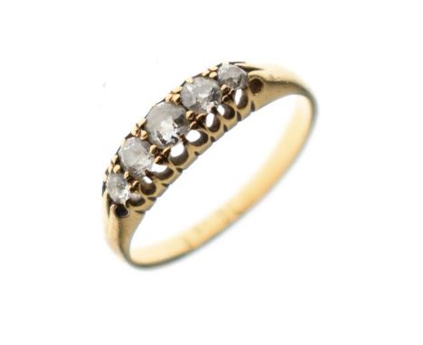 9ct gold five stone diamond ring, size O   Condition: 