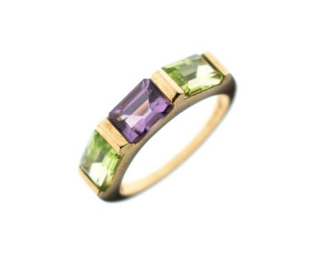 9ct gold dress ring set central rectangular amethyst coloured stone flanked each side by pale green stones, size N½   Conditi