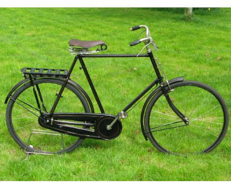 *Raleigh Gentleman's Roadster. A restored bicycle with a 26-inch frame numbered 816463, likely to date from the early 1920s, 