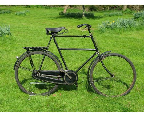 *Raleigh Gentleman's Roadster. A restored bicycle with a 27 1/2-inch double-top-tube frame numbered C30978, and likely to dat