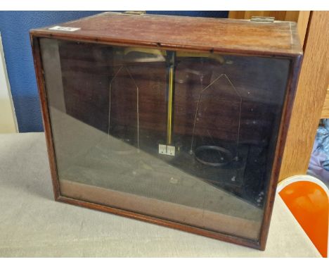 Box Cased Set of Antique Day &amp; Millward &amp; London &amp; Birmingham Pharmacy Weighing Scales &amp; Weights - 35x28.5x25