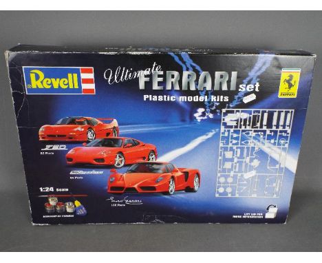 Revell - a Revelle Ferrari plastic model set with accessories included, 1.24 scale, #05759, box appear in good condition with