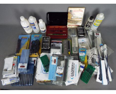 Model Craft, Ultimate Modellers Products, Others - A collection of model makers tools and accessories. Lot includes Model Cra