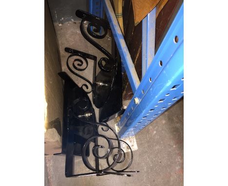 Pair of wrought iron speaker brakets 