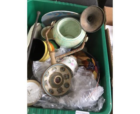 A box of assorted pottery to include Denby and Carlton ware 