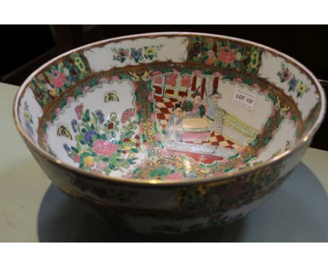 A MODERN ORIENTAL CERAMIC FAMILLE ROSE PAINTED BOWL 