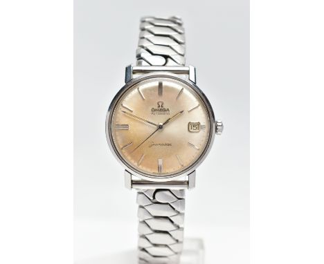 A 1960s VINTAGE OMEGA AUTOMATIC SEAMASTER DATE, the silver coloured dial with luminescent silver tone hourly applied markers 
