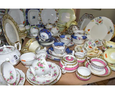 A SELECTION OF AYNSLEY TEA WARES ETC, to include Grotto Rose tea for two, 4145 pattern tea for one, Scala cups, saucers, milk