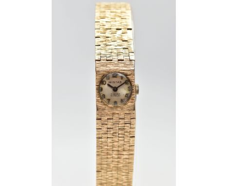 A LADIES 1970'S, 9CT GOLD 'MISTAS' WRISTWATCH, manual wind, round champagne dial signed 'Mistas, 17 jewels incabloc', Arabic 