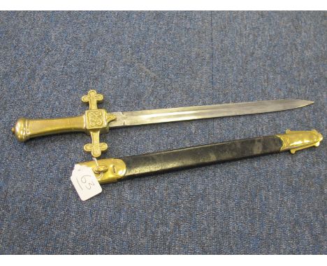 Sword: An 1895 Pattern Drummers sword. All brass hilt with 'VR' Cypher. Blade by premier maker 'MOLE' of Birmingham W/D marks