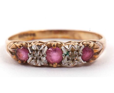 9ct gold ruby and diamond ring featuring three small graduated round cut rubies highlighted between with two small diamonds i