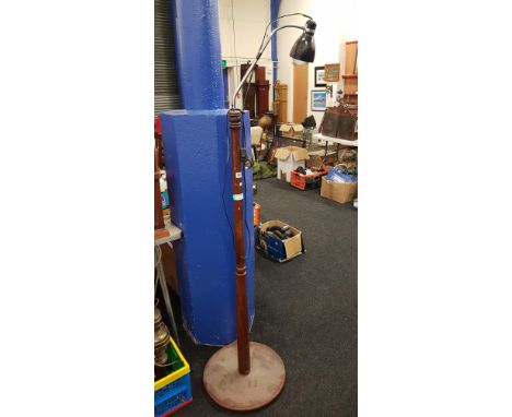 STANDARD LAMP
