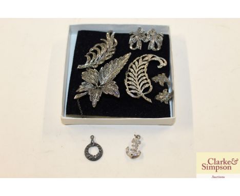 Various vintage silvered marcasite brooches and ear-rings