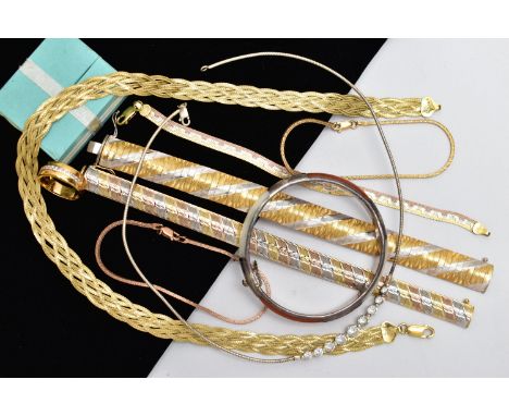 A BAG OF ASSORTED JEWELLERY, to include a gold plated tri-colour articulated bracelet, hallmarked Birmingham, a gold plated s