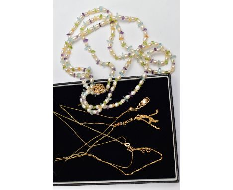 TWO PENDANT NECKLACES WITH A CULTURED PEARL BRACELET, the first a  tassel pendant with tri-colour rings, fitted to a fine twi