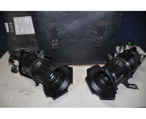 A PAIR OF ETC SOURCE FOUR STAGE LIGHTING inside carry case (UNTESTED)
