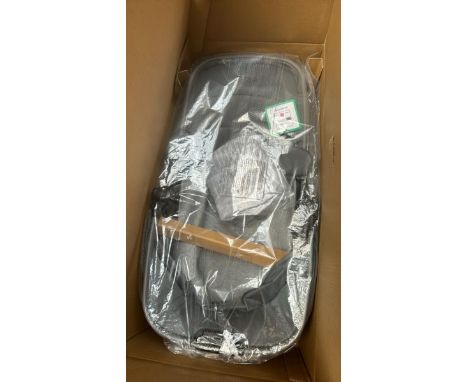 SILVER CROSS DUNE FIRST BED FOLDING CARRYCOTGLACIER / APPEARS NEW, SEE IMAGES