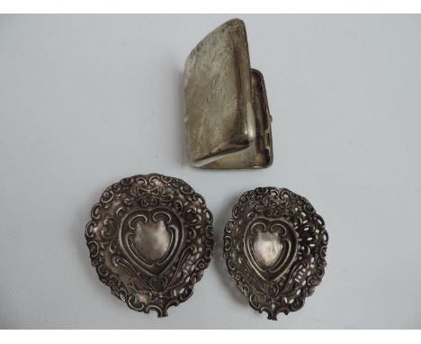 2x Silver Dishes and Silver Cigarette Case 