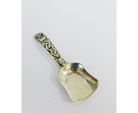 Highland Home Industries, Iona silver caddy spoon, Edinburgh 1949, 8.5cm long 