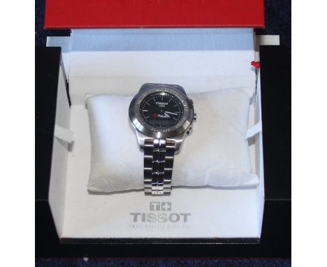 A Tissot 1853 T-Touch Classic Z 254/354 stainless steel gentleman's multi-function bracelet watch, c.2006, quartz movement,&n