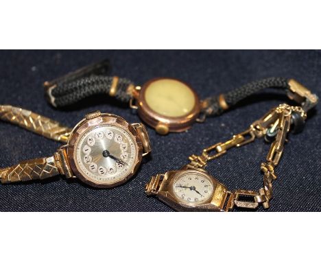 A Record 9ct. gold ladies' wrist watch, manual movement, having signed silvered Arabic numeral dial, 16mm wide case, to 9ct. 