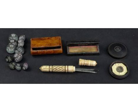 An early 19th century rectangular rosewood toothpick box, the hinged cover with a vacant rectangular cartouche, 7cm wide, a b