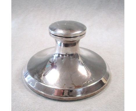 A George V silver capstan inkwell, possibly by Napper & Davenport, Birmingham 1919, with bevelled edge, part marked hinged li