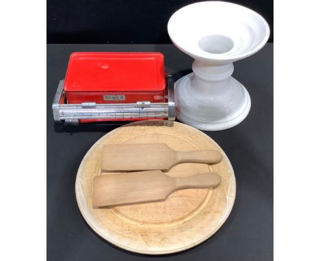Kitchenalia - a mid 20th century set of Tower scales, 25cm long x 8.5cm; others, an Ironestome grocers ham stand, 19.5cm high