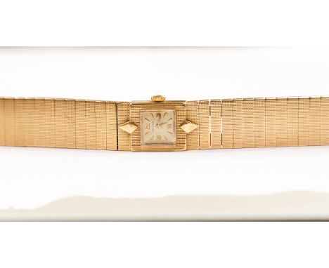 Longines, a mid 20th Century lady's 9ct gold Longines cocktail wristwatch, square dial, diameter approx  1.5cm, champagne dia