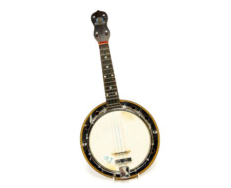 Ukulele banjo, Dallas model D, Birdseye maple finish, badged George Formby, in caseSerial number D1001 (third zero over-stamp