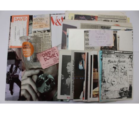 Large collection of David Bowie memorabilia including; 29 Fanzine Magazines, David Bowie 1, 1978 ticket stub, Glass Spider To