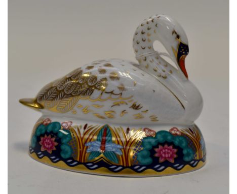 Royal Crown Derby swan paperweight, Imari pattern, gold stopper