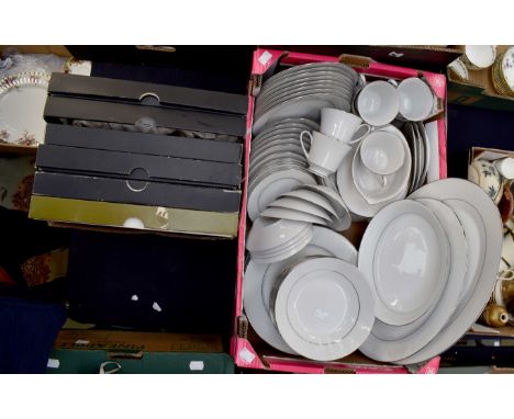A Noritake 'Contemporary' part dinner set, comprising tureen, cups, saucers, side plates, dinner plates, meat plate, bowls, e