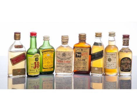 8 BLENDED SCOTCH WHISKY MINIATURES
Includes Chivas Regal 12 Years Old, no capacity stated, 75° proof; White Horse, bottled 19