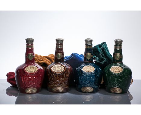 CHIVAS ROYAL SALUTE 21 YEAR OLD Blended Scotch Whisky in brown Wade decanter. French import. 70cl, 40% volume, in velvet pouc