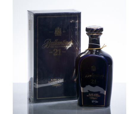 BALLANTINE'S 21 YEAR OLD
Blended Scotch Whisky, labelled for the Japanese market. 50cl, 43% volume, in presentation box.