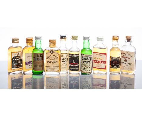 10 MALT WHISKY MINIATURES, consisting of:
THE GLENDRONACH 
Finest Highland Malt, bonded & bottled by Gordon & Macphail, no ca