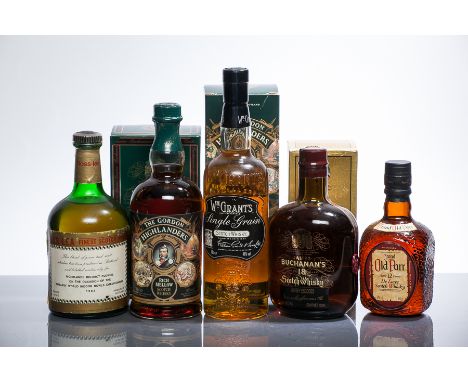 WM GRANT'S SINGLE GRAIN SCOTCH WHISKY
Single Grain Whisky. 70cl, 40% volume.
ROSS-LEA 1983
Blended Scotch Whisky, produced ex