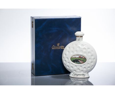 ETIQUETTE ST. ANDREWS FINEST SCOTCH WHISKY 
Blended Scotch Whisky by Scotia Duncarron, Denny, in golf themed ceramic decanter