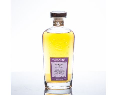 INVERLEVEN 1977 SIGNATORY VINTAGE.
Single Lowland Malt Whisky, distilled 14 September 1977, bottled 25 November 2008. Bottle 