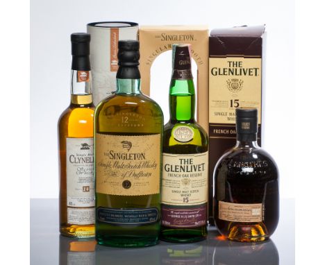 THE SINGLETON OF DUFFTOWN 12 YEARS OLD
Single Speyside Malt Whisky. 70cl, 40% volume, in carton. 
GLENROTHES SELECT RESERVE
S